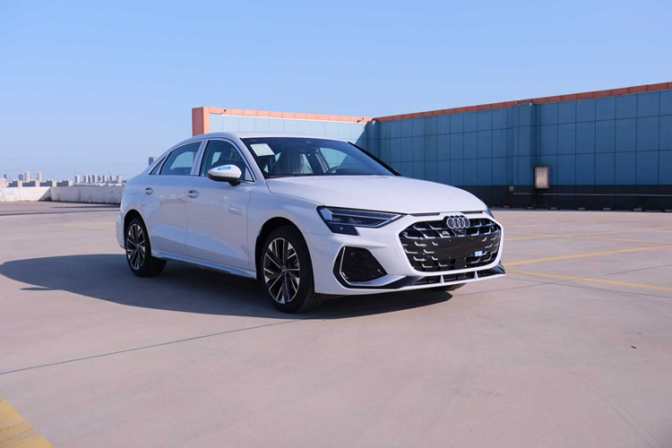 奥迪A3 2025款 A3L Limousine 35TFSI 飞驰尊享型 +豪华臻选包车身外观6002