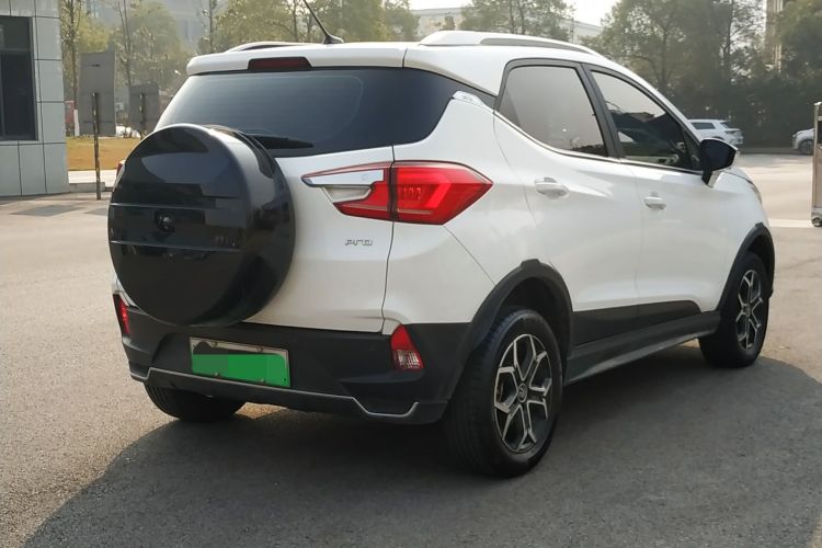 比亚迪 元Pro 2023款 401KM尊贵型车身外观6005