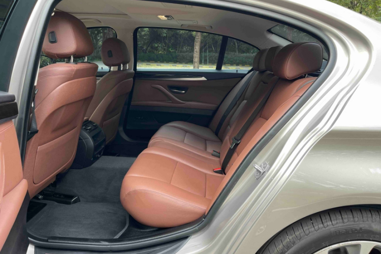 宝马5系 2017款 525Li 领先型中控内饰7007