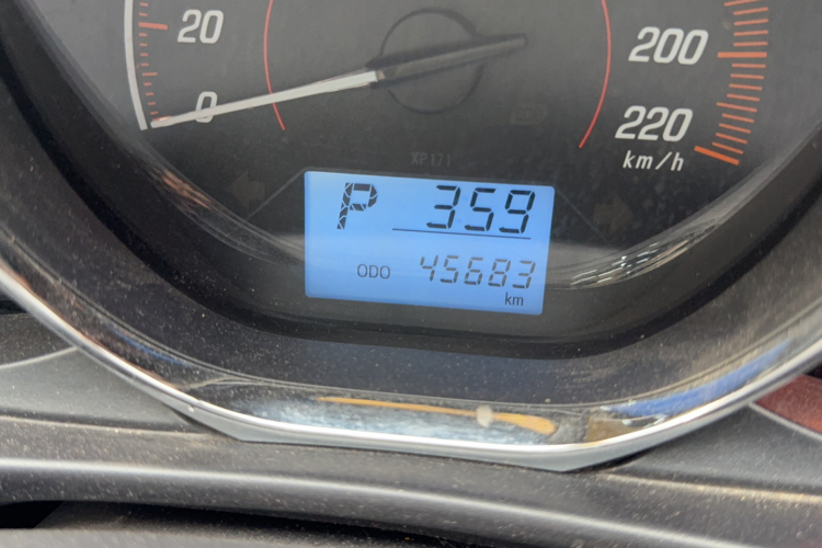 丰田 YARiS L 致炫 2021款 1.5L CVT领先版中控内饰15