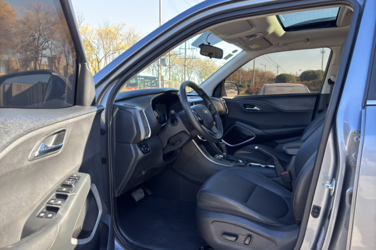 北京现代ix35 2018款 2.0L 自动两驱智勇·畅享版中控内饰7002