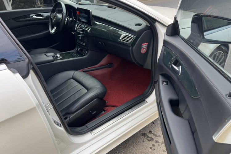 奔驰CLS 2015款 CLS 260中控内饰7006