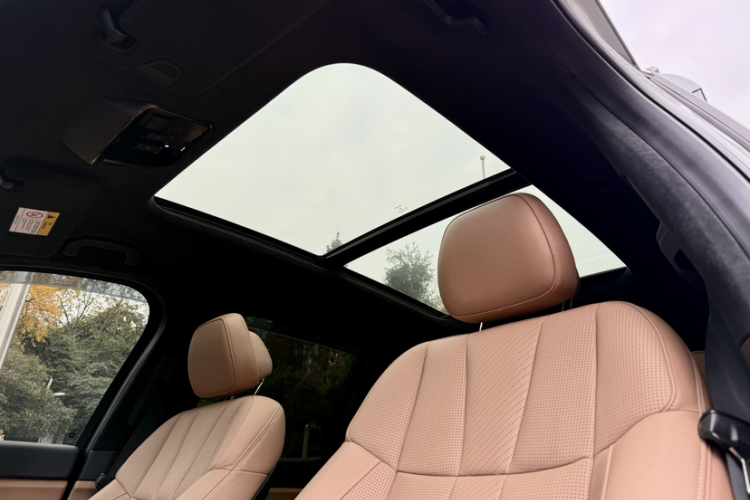 蔚来ES8 2022款 100kWh 六座版局部细节22