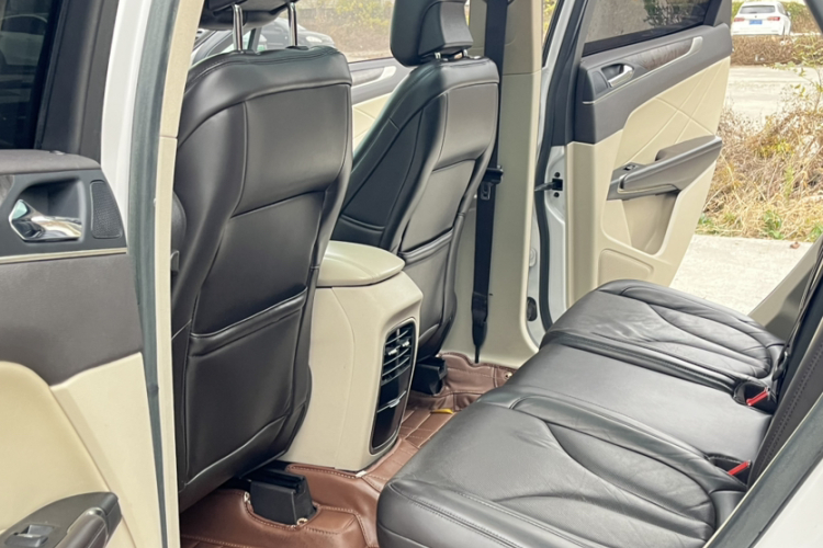 林肯MKC 2017款 2.0T 四驱尊雅版中控内饰7007