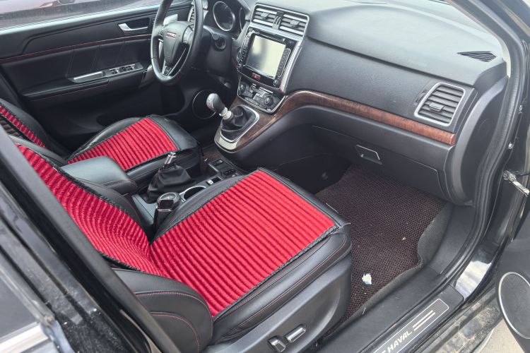 哈弗H6 2015款 改款 运动版 1.5T 手动两驱精英型中控内饰7004