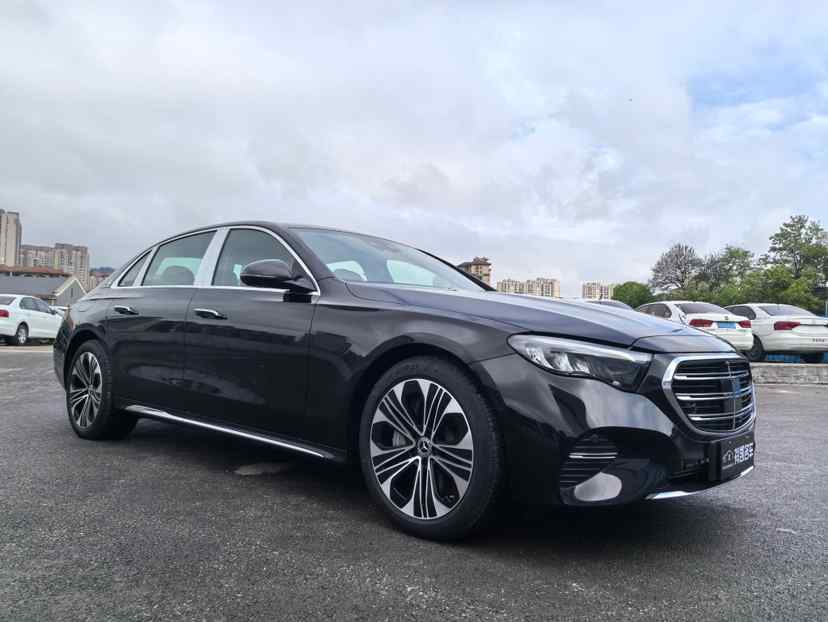 奔驰E级新能源 2024款 E 350 e L 插电式混合动力轿车(3)