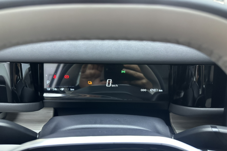 奇瑞iCAR 03 2024款 501km 两驱长续航智潮版中控内饰15