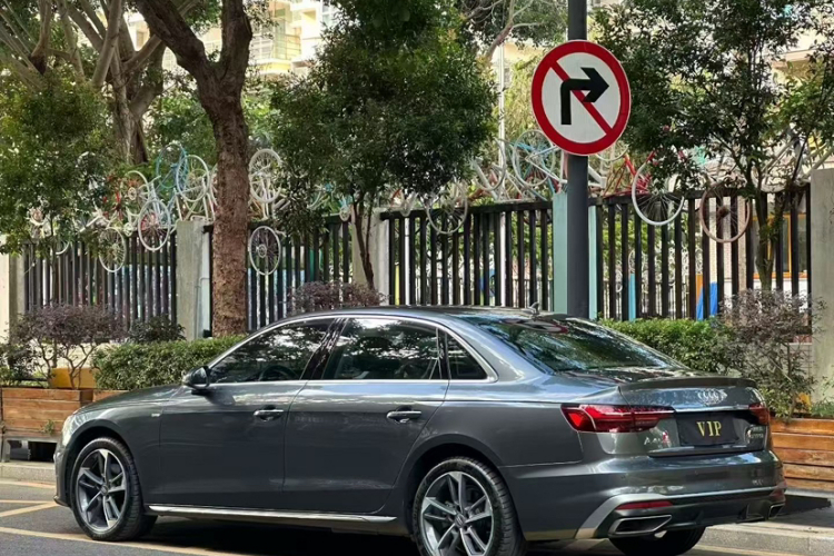 奥迪A4L 2020款 40 TFSI 时尚动感型车身外观6002