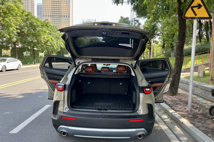 马自达CX-50行也 2023款 2.5L 尊行版局部细节23