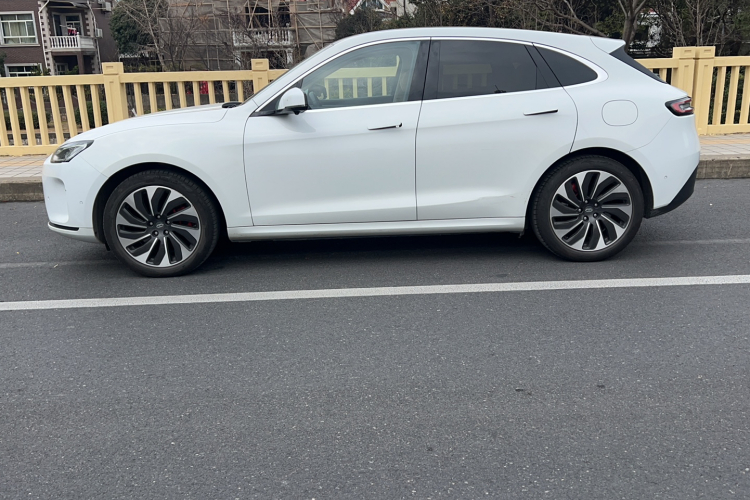 鸿蒙智行 问界M5 2022款 增程四驱旗舰版车身外观6003