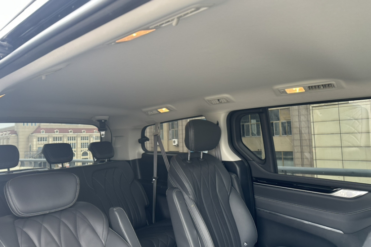 上汽大通MAXUS 大通G20 2023款 PLUS 2.0T 汽油自动豪华版中控内饰7006