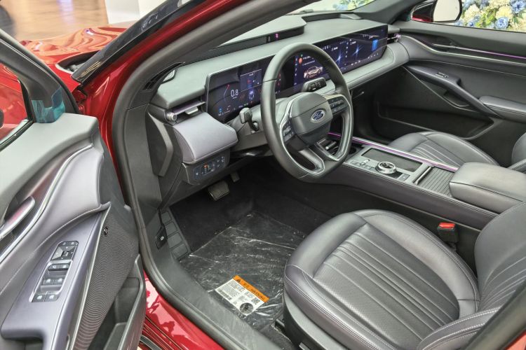 福特 蒙迪欧 2025款 2.0T EcoBoost 至尊型局部细节19