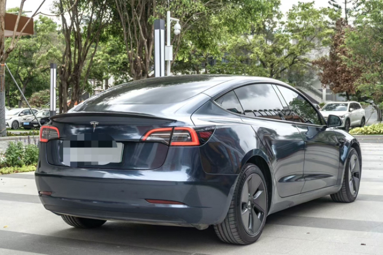 特斯拉 Model 3 2021款 标准续航后驱升级版车身外观6005