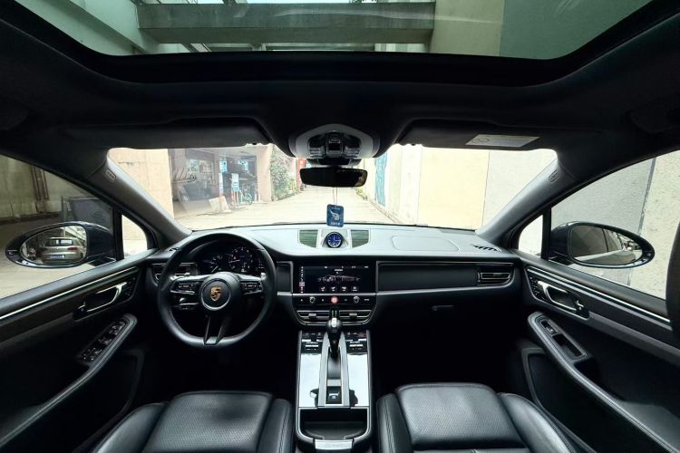 保时捷 2022款 Macan 2.0T中控内饰7004