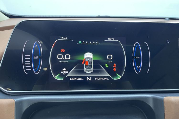 欧拉好猫 2021款 400km标准续航 雅典娜版 三元锂中控内饰15