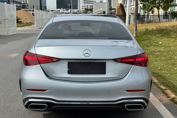 奔驰C级 2023款 C 260 L 运动版车身外观6006