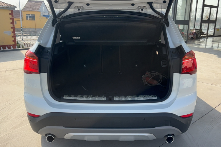 宝马X1 2016款 xDrive20Li 豪华型局部细节23