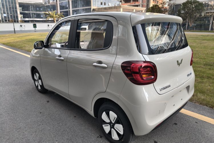 五菱汽车 宏光MINIEV 2025款 四门版 进阶款车身外观6007