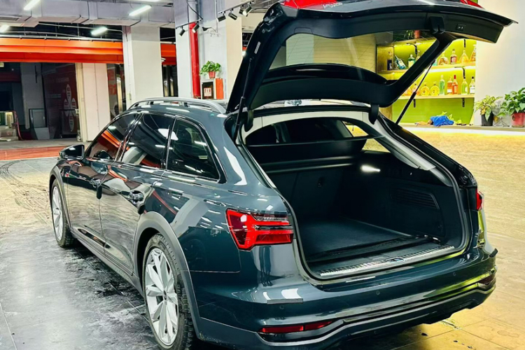 奥迪A6(进口) 2023款 allroad quattro 55 TFSI 尊享越野型车身外观6003