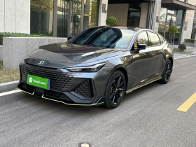 长安UNI-V 2022款 2.0T 领速版