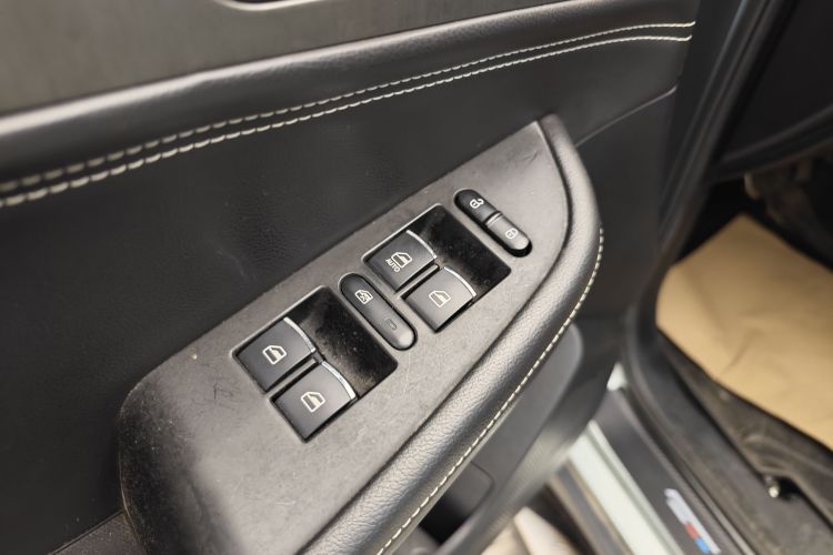 东风风光 风光S560 2018款 1.8L CVT尊贵型中控内饰7015