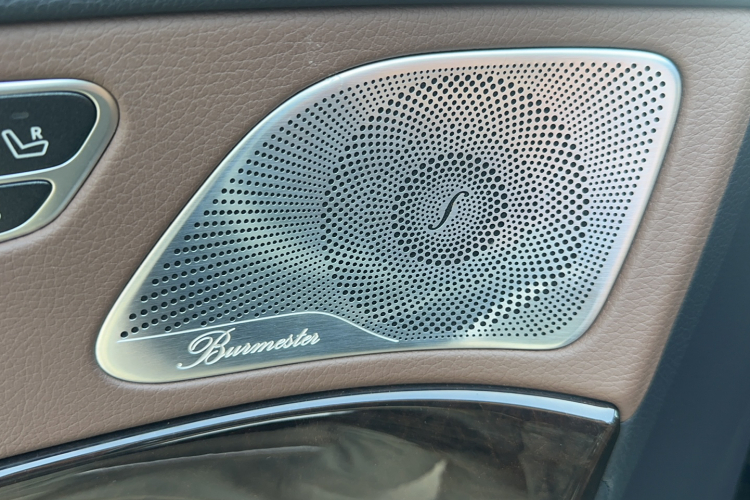 奔驰 迈巴赫S级 2019款 S 560 4MATIC局部细节9004