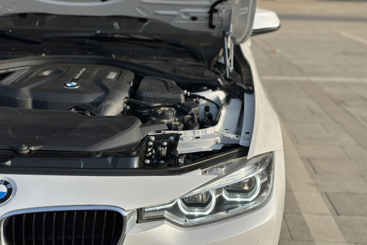 宝马3系 2017款 320Li 时尚型车身外观6006