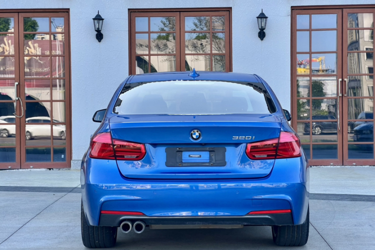 宝马3系 2018款 320i M运动套装车身外观6009