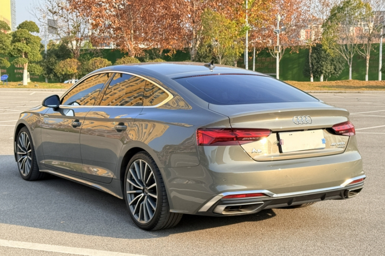 奥迪A5 2022款 Sportback 40 TFSI quattro 豪华动感型车身外观6003