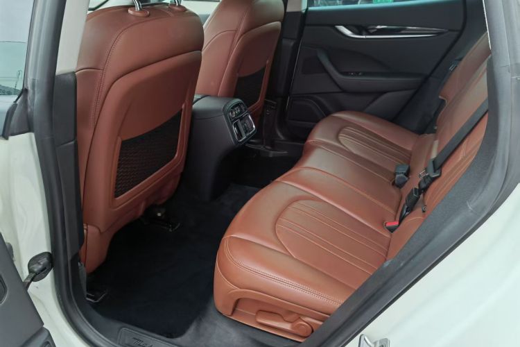 玛莎拉蒂 Levante 2016款 3.0T 标准型中控内饰7003
