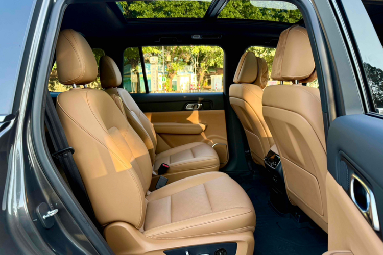 理想汽车 理想ONE 2021款 增程6座版中控内饰7005