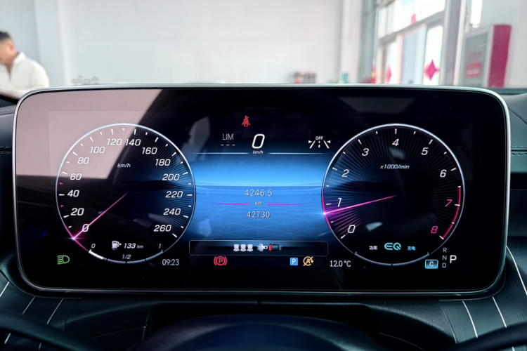 奔驰C级 2022款 改款 C 260 L 运动版中控内饰15