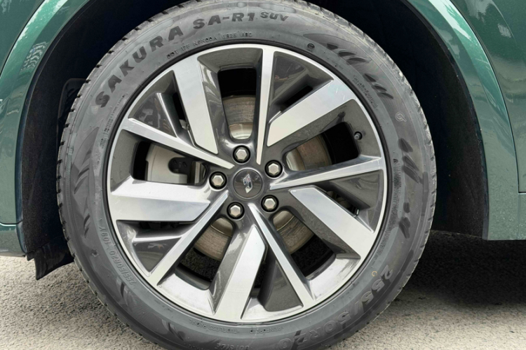 理想汽车 理想L7 2023款 Pro车身外观6003