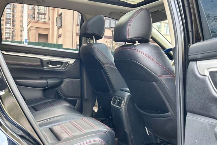 本田CR-V 2019款 240TURBO CVT两驱舒适版 国V中控内饰7008