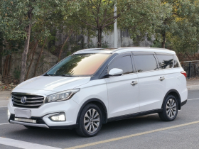 长安 凌轩 2017款 1.6L 手动精英型