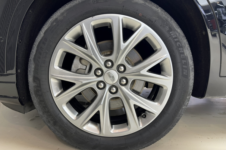 凯迪拉克XT6 2020款 28T 六座豪华运动型至享安全版车身外观6003