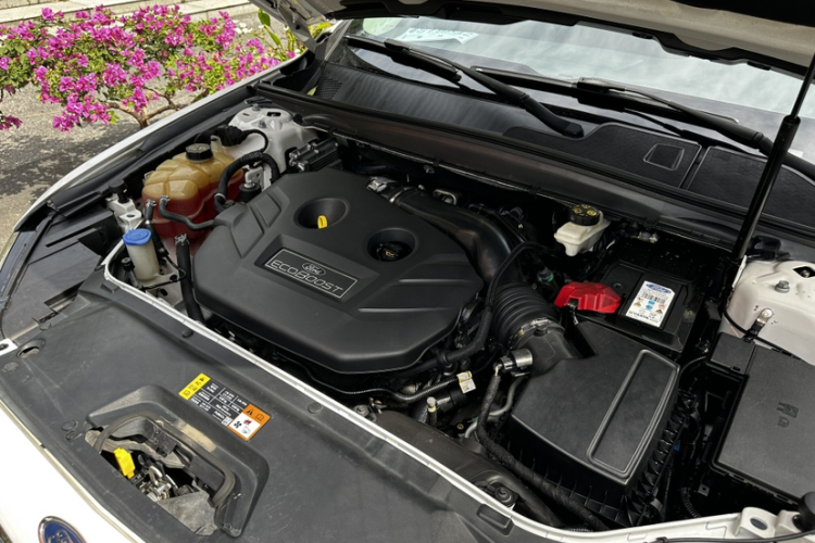 福特 金牛座 2018款 EcoBoost 245 卓越型 国V中控内饰7009