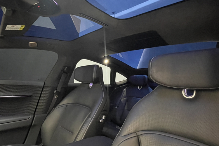 阿维塔12 2025款 Ultra增程版中控内饰7013