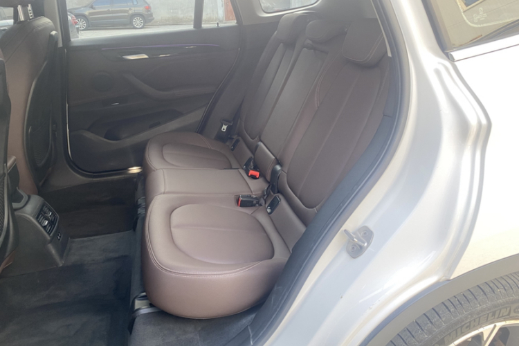 宝马X1 2020款 sDrive20Li 尊享型中控内饰7004