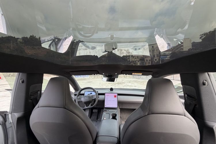 蔚来ET5 2022款 75kWh中控内饰7005