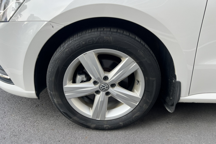 大众 朗逸 2017款 1.6L 自动风尚版车身外观6006