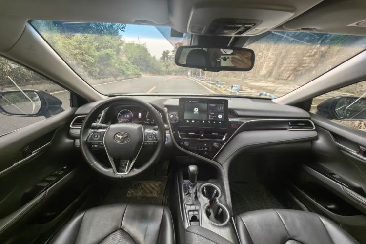 丰田 凯美瑞 2023款 双擎 2.5HG 豪华版中控内饰7007