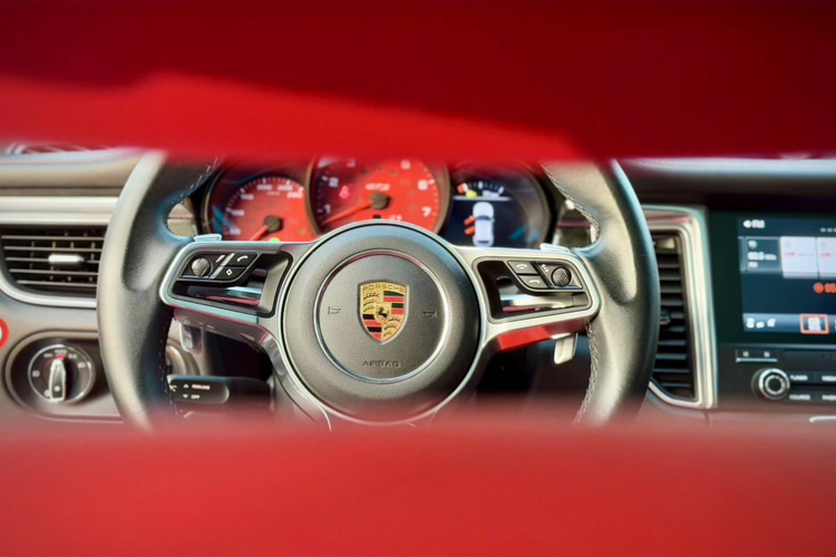 保时捷 2017款 Macan GTS 3.0T中控内饰7008