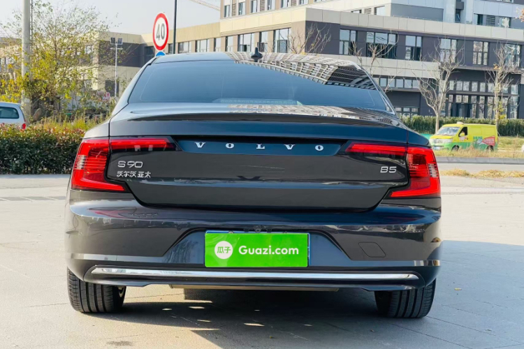 沃尔沃S90 2021款 B5 智雅豪华版车身外观6008