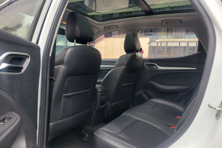 名爵ZS 2017款 1.5L 自动豪华版中控内饰7002