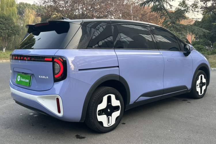 ARCFOX极狐 极狐考拉 2023款 家庭版车身外观6011