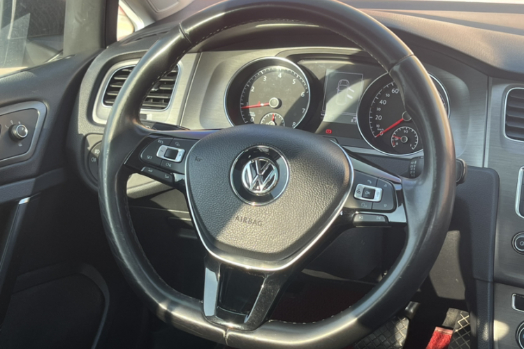 大众 高尔夫 2016款 230TSI 自动豪华型中控内饰7002