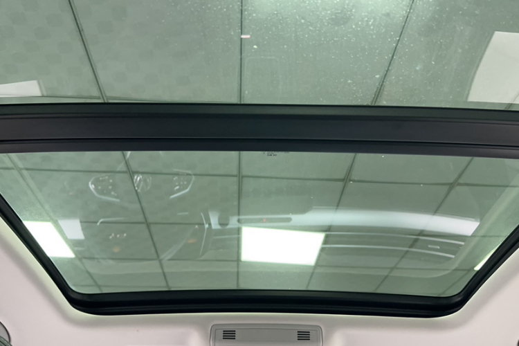 大众 迈腾 2023款 200万辆纪念版 280TSI DSG舒适型局部细节22