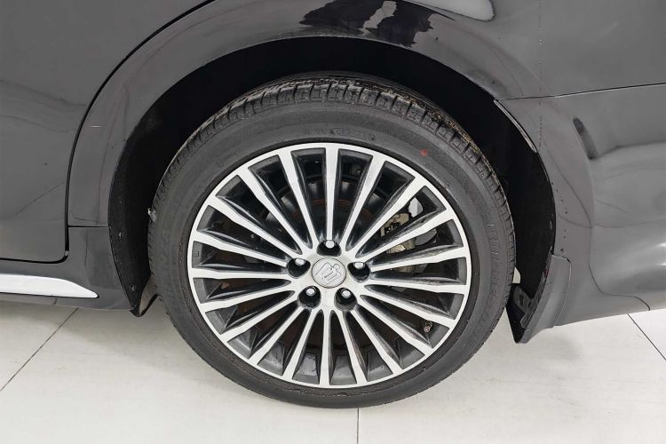 丰田 皇冠 2018款 2.0T 运动版车身外观6007