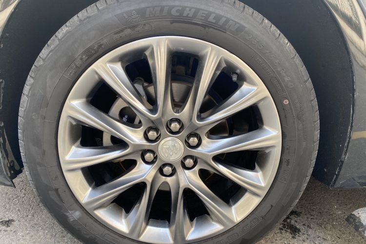 别克 昂科旗 2020款 28T 四驱尊贵型车身外观6007